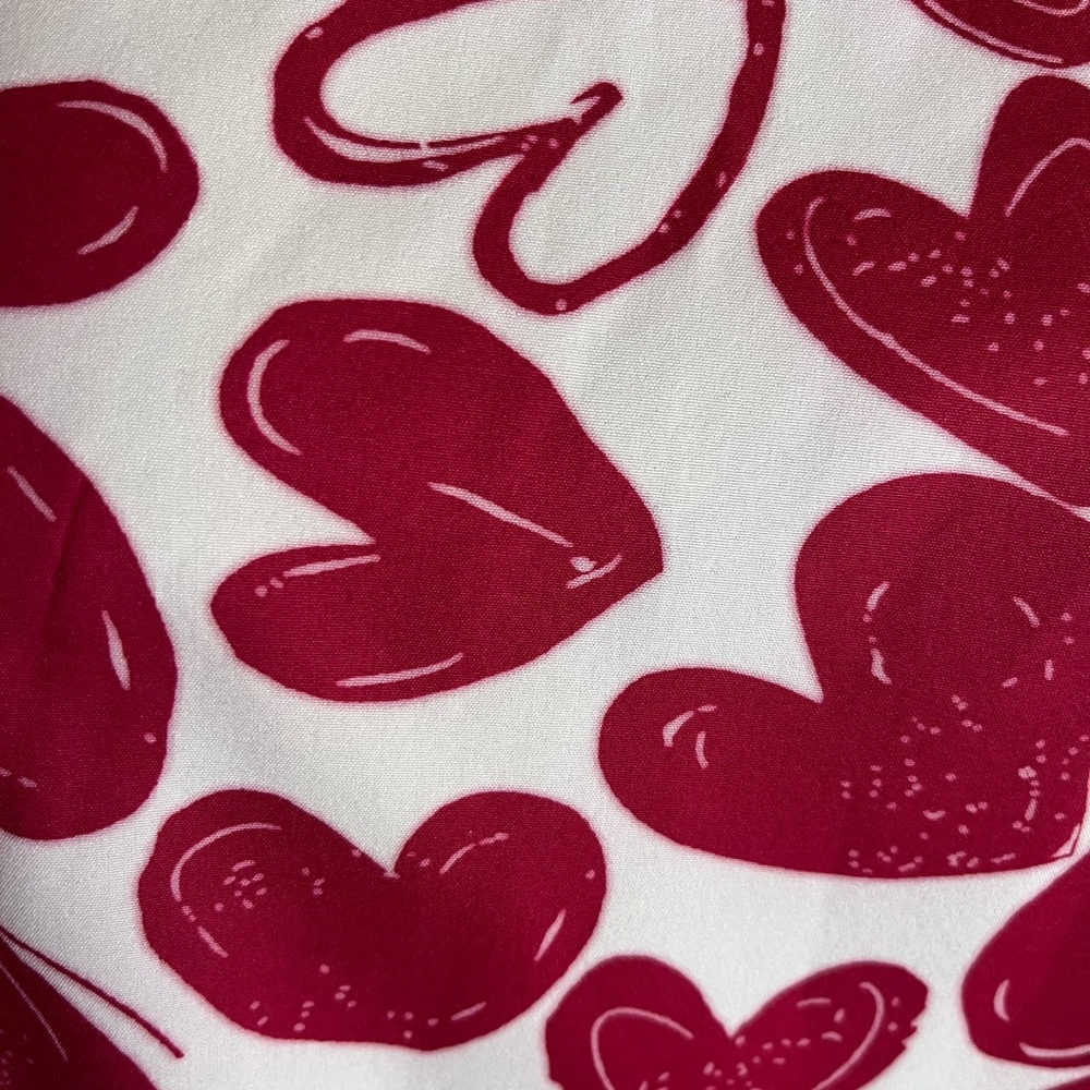 Red Heart Top Size Large - Picture 7 of 10